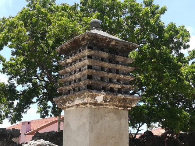 Tourism locations in Delft Island.
