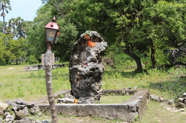 Tourism locations in Delft Island.